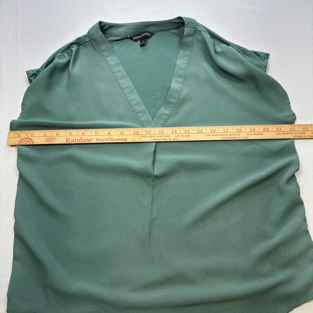 Banana Republic Women's Mixed Media V-Neck Sleeveless Blouse Size M Green #0258 - Picture 4 of 8